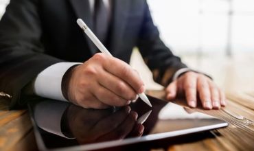 Lei que amplia o uso de assinatura eletrônica em documentos públicos